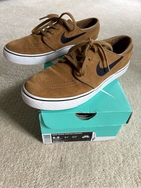 Nike Brown Suede Skate Sneakers with Black Swoosh